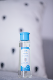 双飞人按摩油：宝宝便秘别乱吃药，教你一招通便还安全