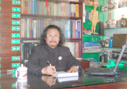 古方今用，莫桂森发明骨痛灸，一招制服风湿骨痛！